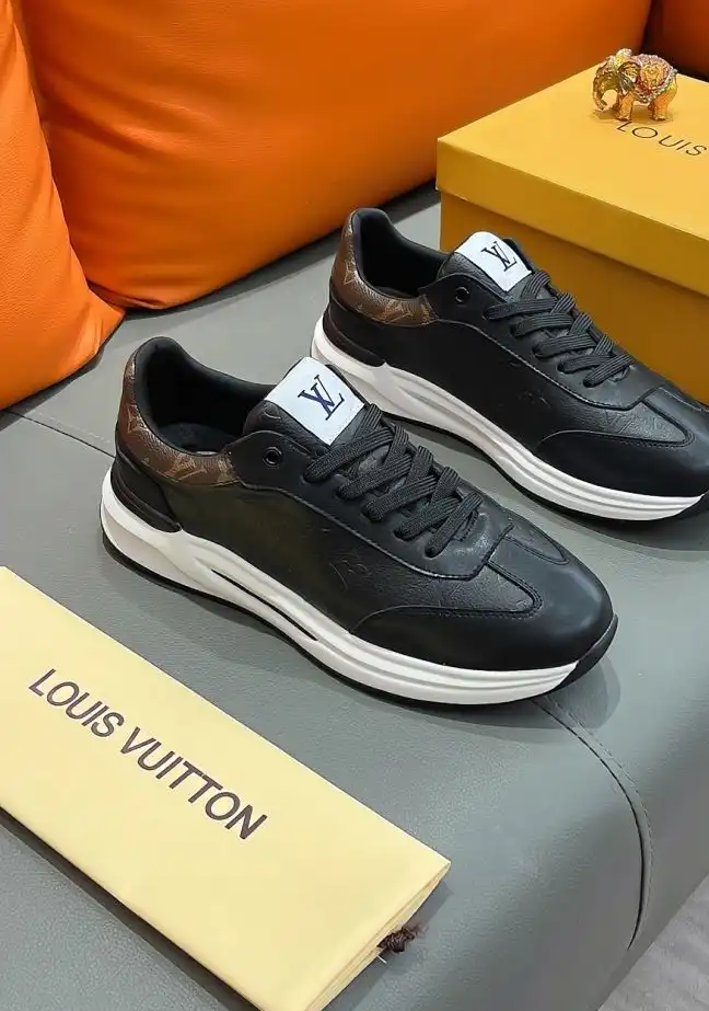 hype Louis Vuitton Sneakers