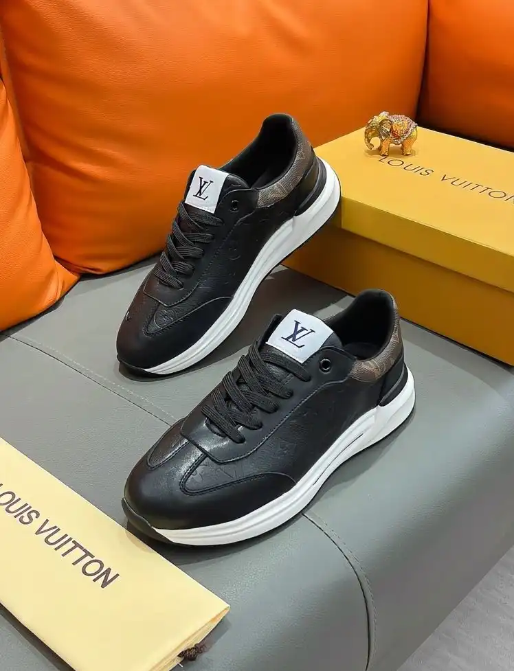 hype Louis Vuitton Sneakers