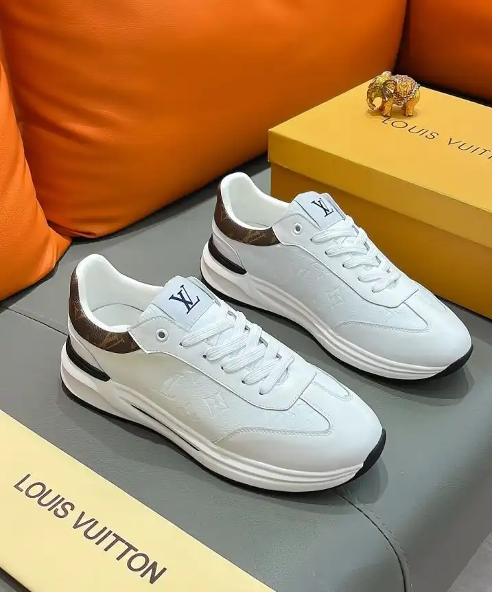 hype Louis Vuitton Sneakers