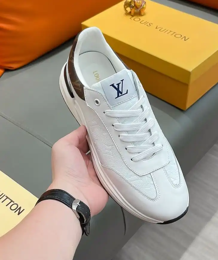 hype Louis Vuitton Sneakers