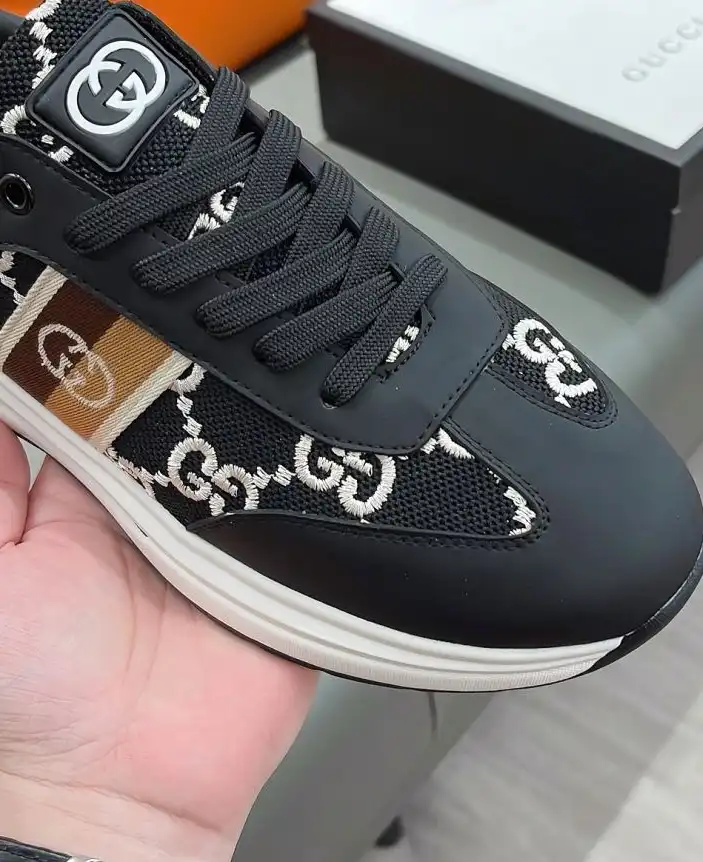 hype Gucci Sneakers