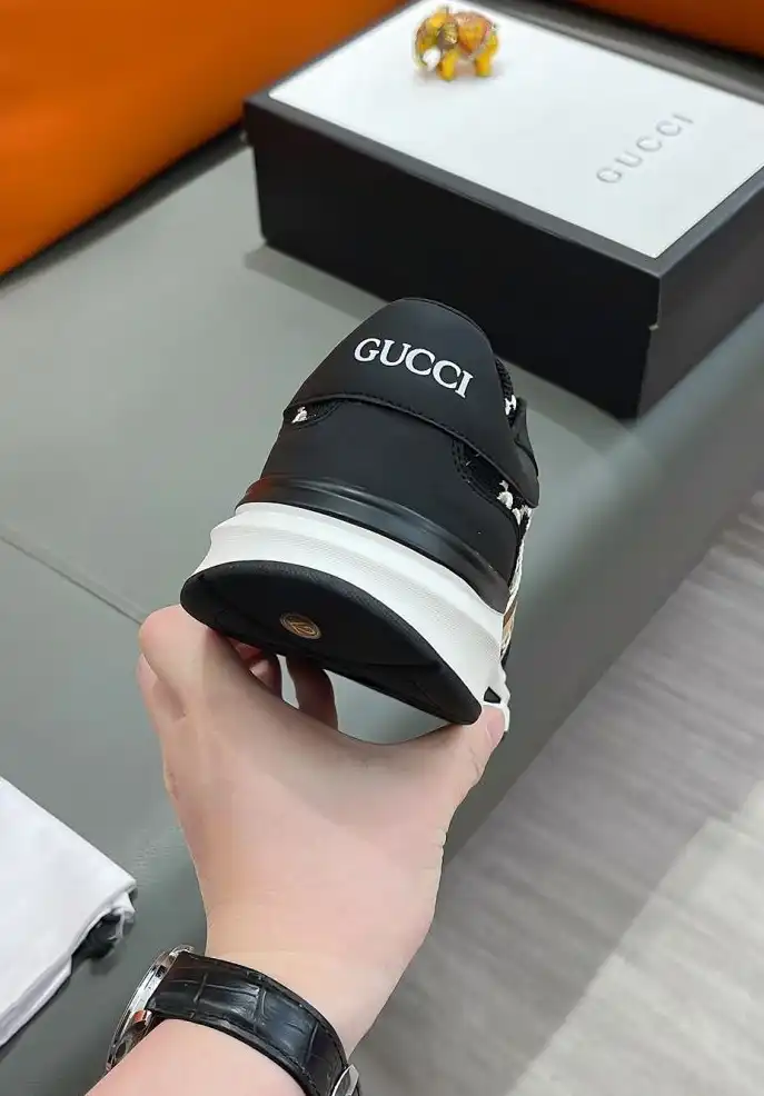 hype Gucci Sneakers