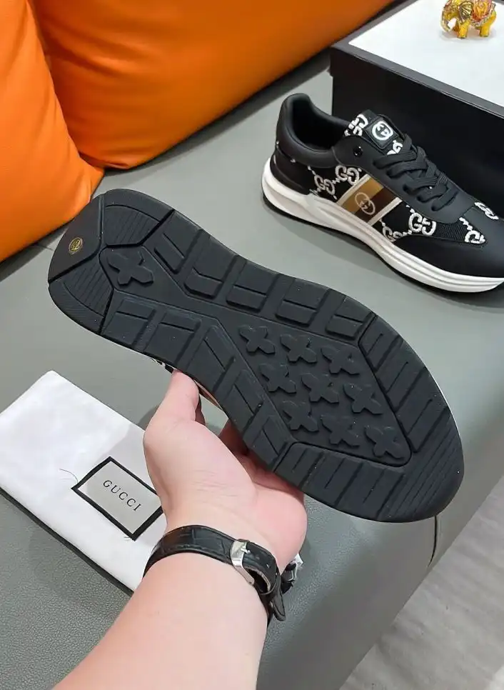 hype Gucci Sneakers