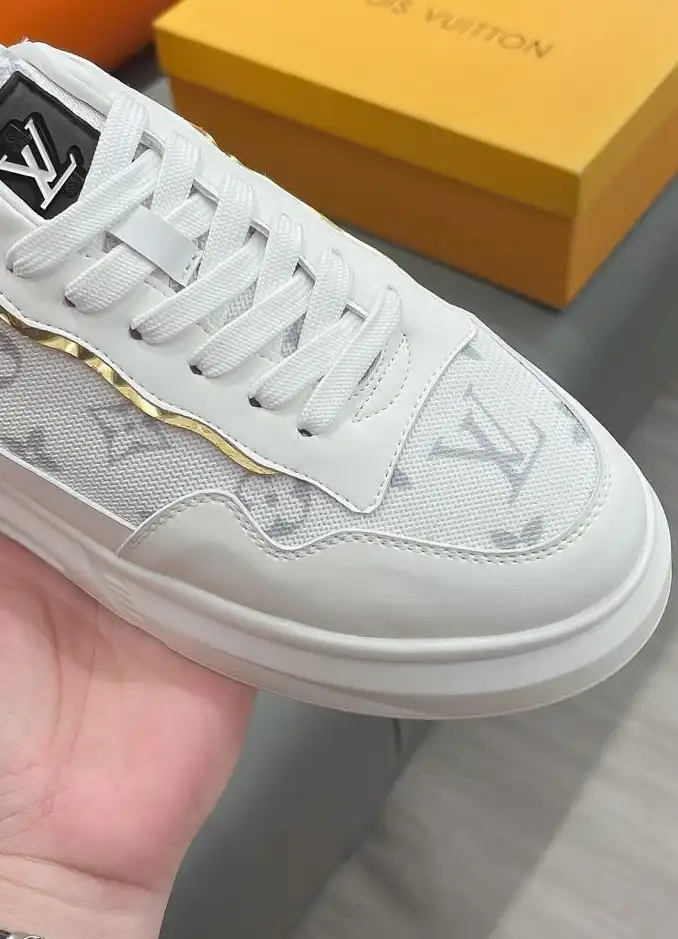 hype Louis Vuitton Sneakers