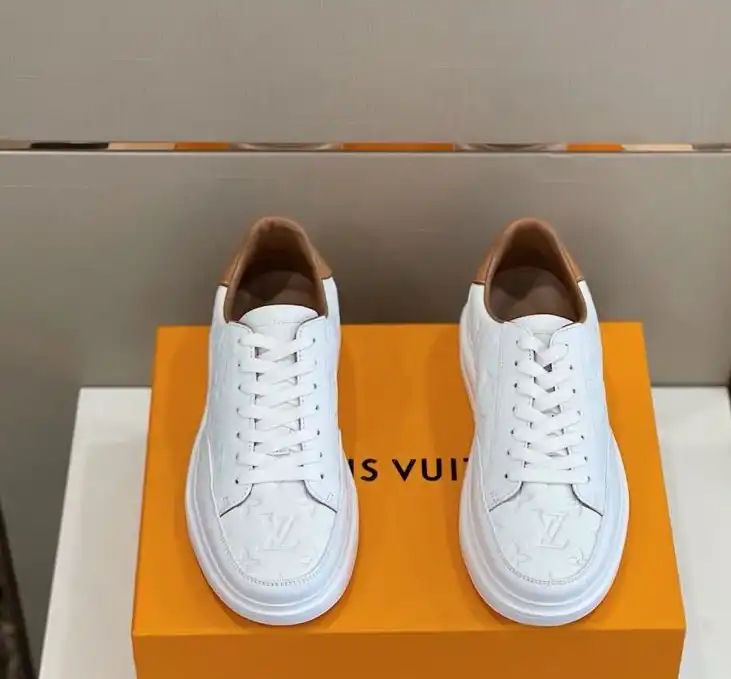 hype Louis Vuitton Sneakers