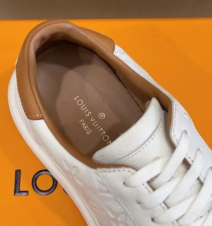 hype Louis Vuitton Sneakers