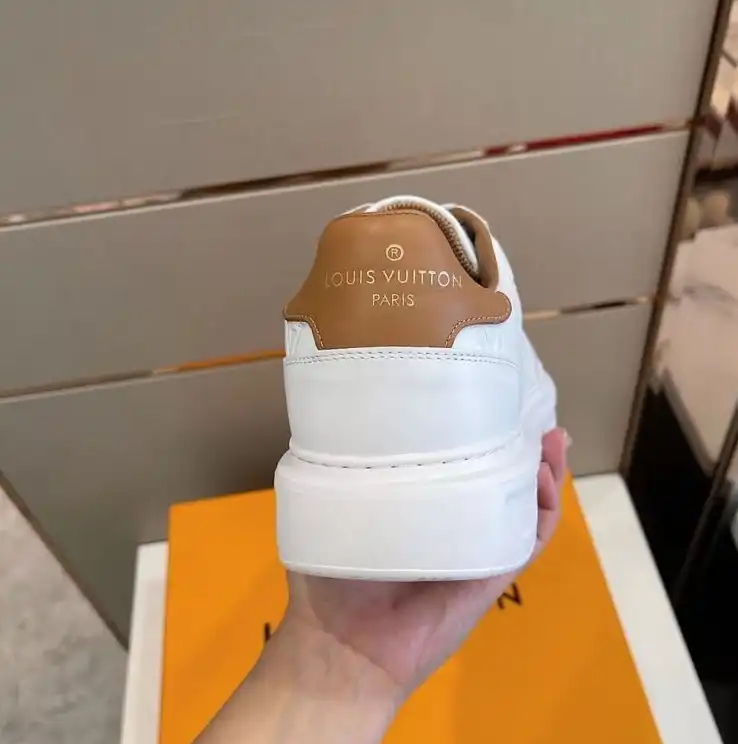 hype Louis Vuitton Sneakers