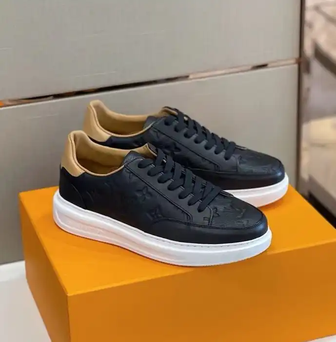 hype Louis Vuitton Sneakers