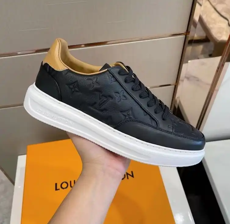 hype Louis Vuitton Sneakers