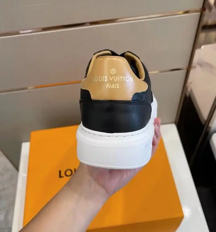 hype Louis Vuitton Sneakers