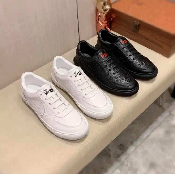 hype Louis Vuitton Sneakers