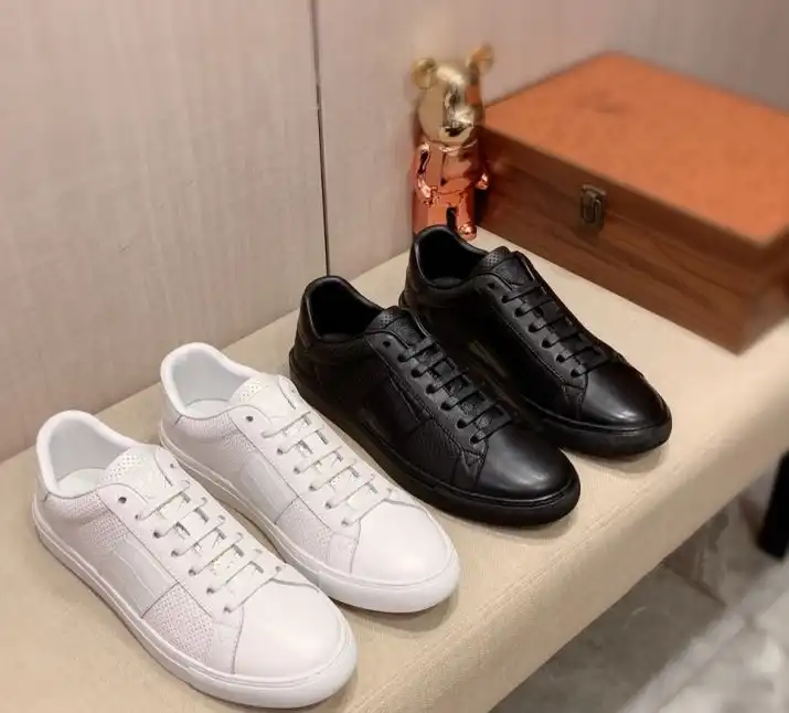 hype Armani Sneakers