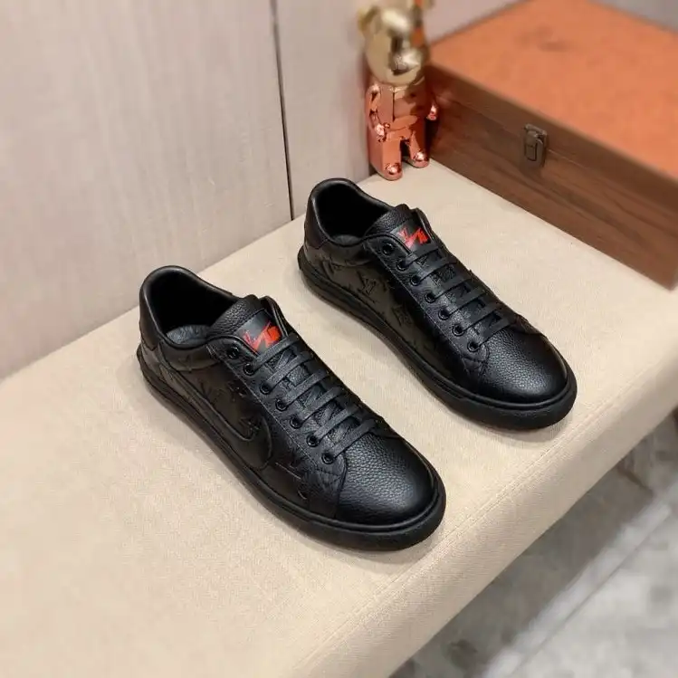 hype Louis Vuitton Sneakers