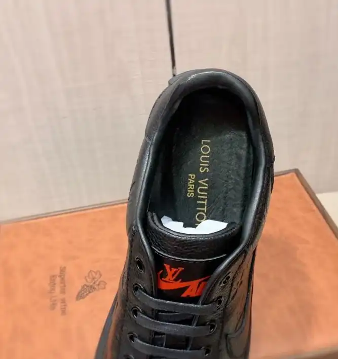 hype Louis Vuitton Sneakers