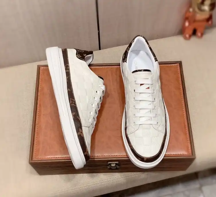 hype Louis Vuitton Sneakers