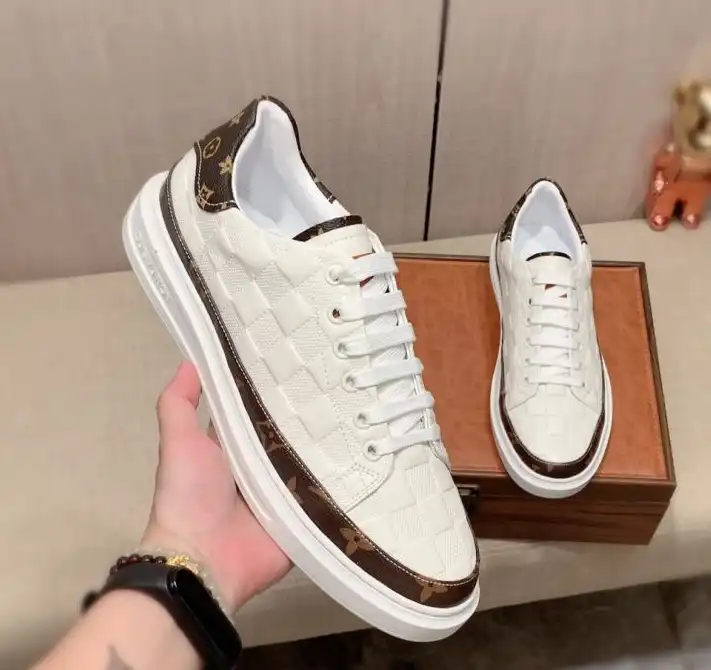 hype Louis Vuitton Sneakers