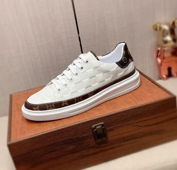 hype Louis Vuitton Sneakers