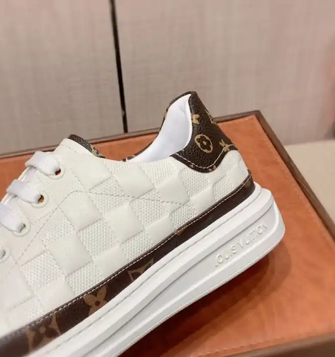 hype Louis Vuitton Sneakers