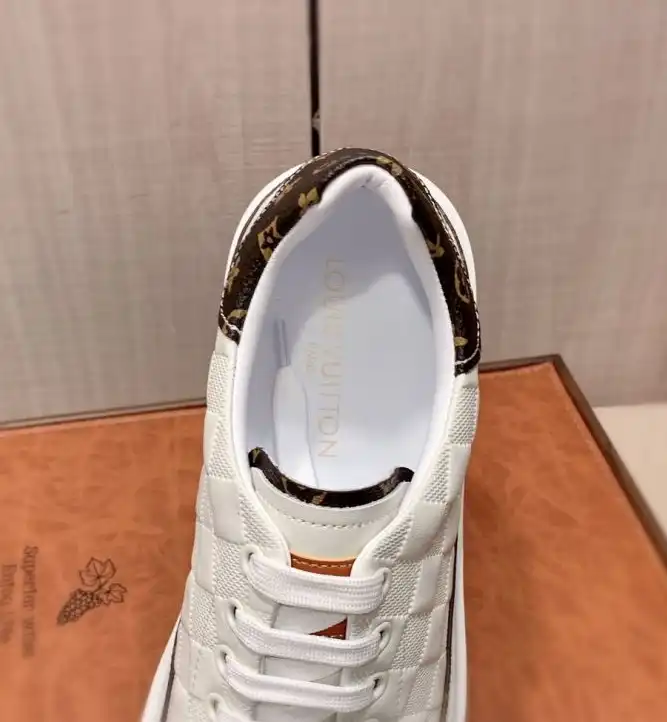 hype Louis Vuitton Sneakers