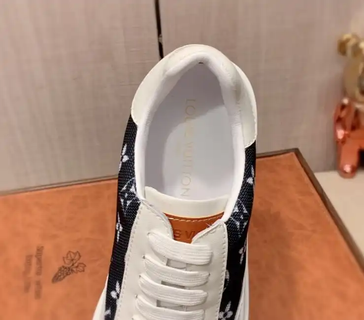 hype Louis Vuitton Sneakers