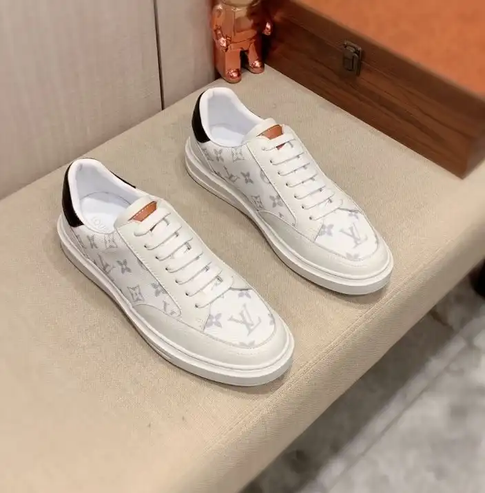 hype Louis Vuitton Sneakers