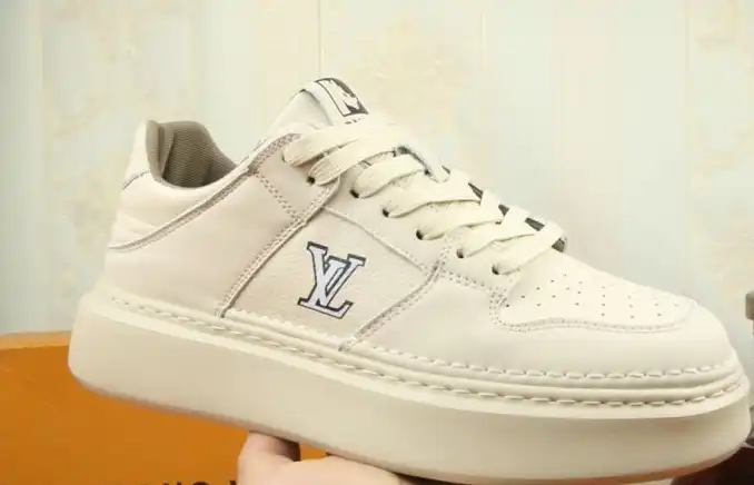 hype Louis Vuitton Sneakers