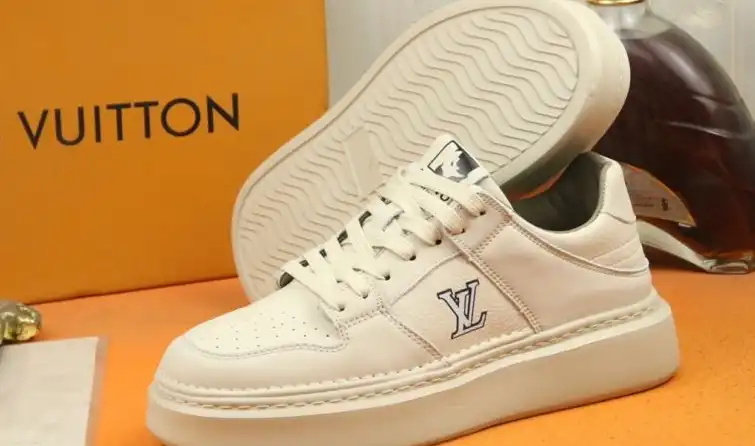 hype Louis Vuitton Sneakers