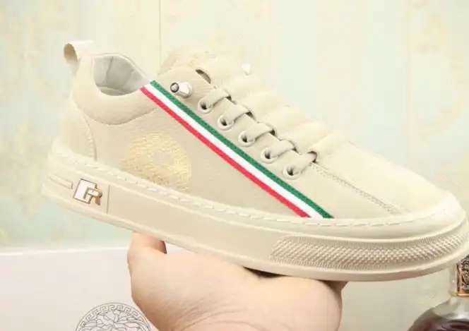 hype Givenchy Sneakers