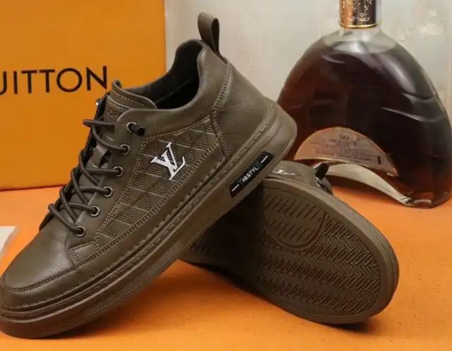 hype Louis Vuitton Sneakers