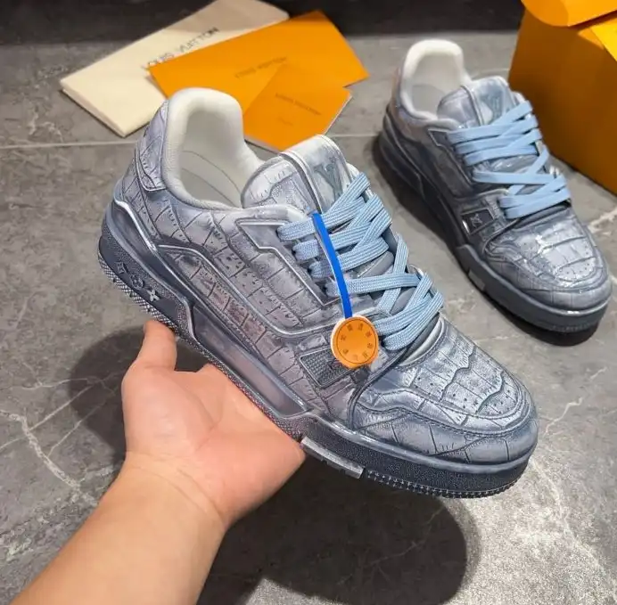 hype Louis Vuitton Sneakers