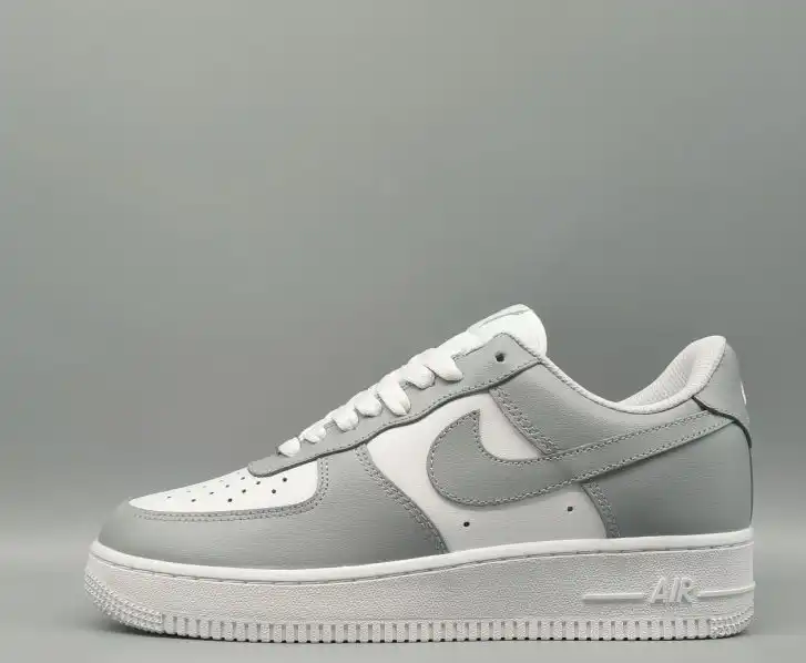 hype Nike Sneakers