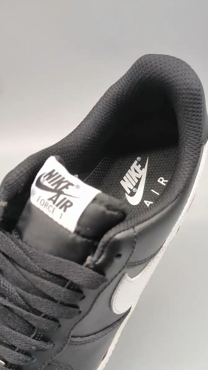 hype Nike Sneakers