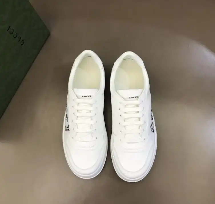 hype Gucci Sneakers