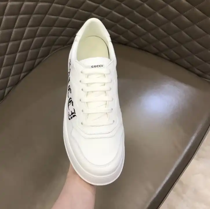 hype Gucci Sneakers