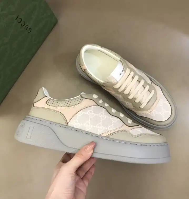 hype Gucci Sneakers