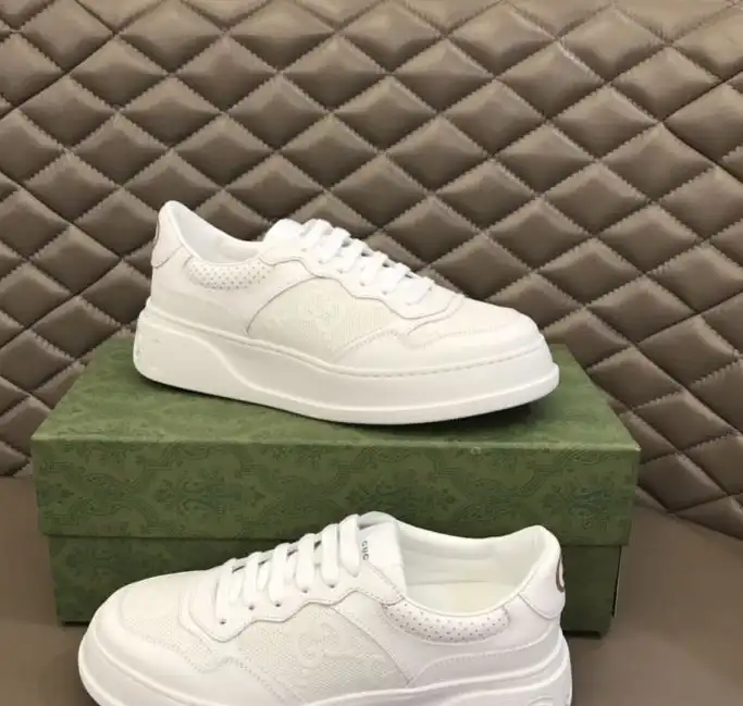 hype Gucci Sneakers