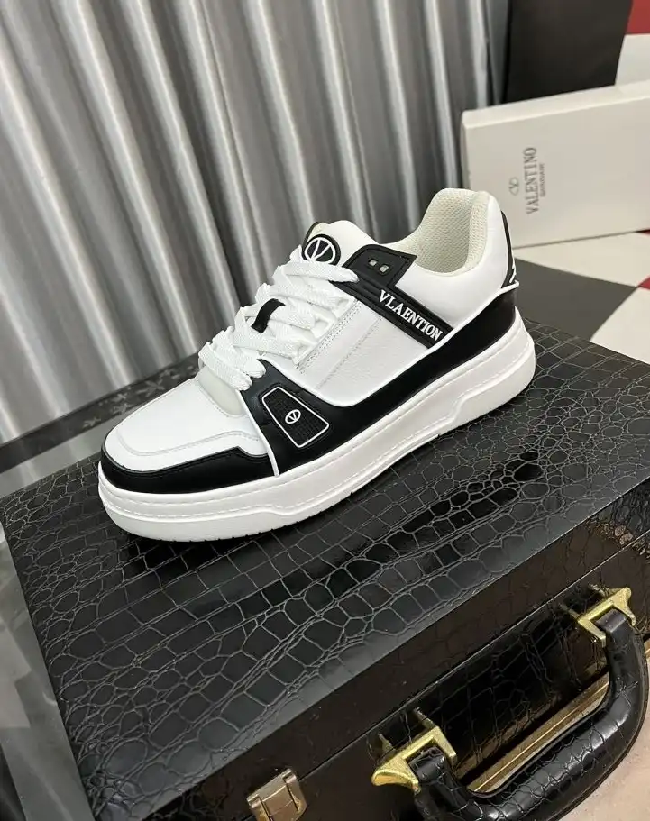 hype Valentino Casual Shoes