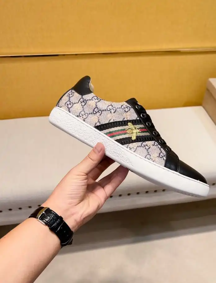 hype Gucci Sneakers