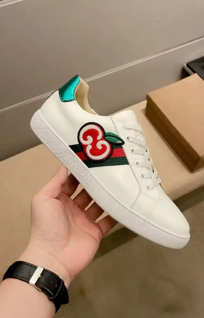 hype Gucci Sneakers