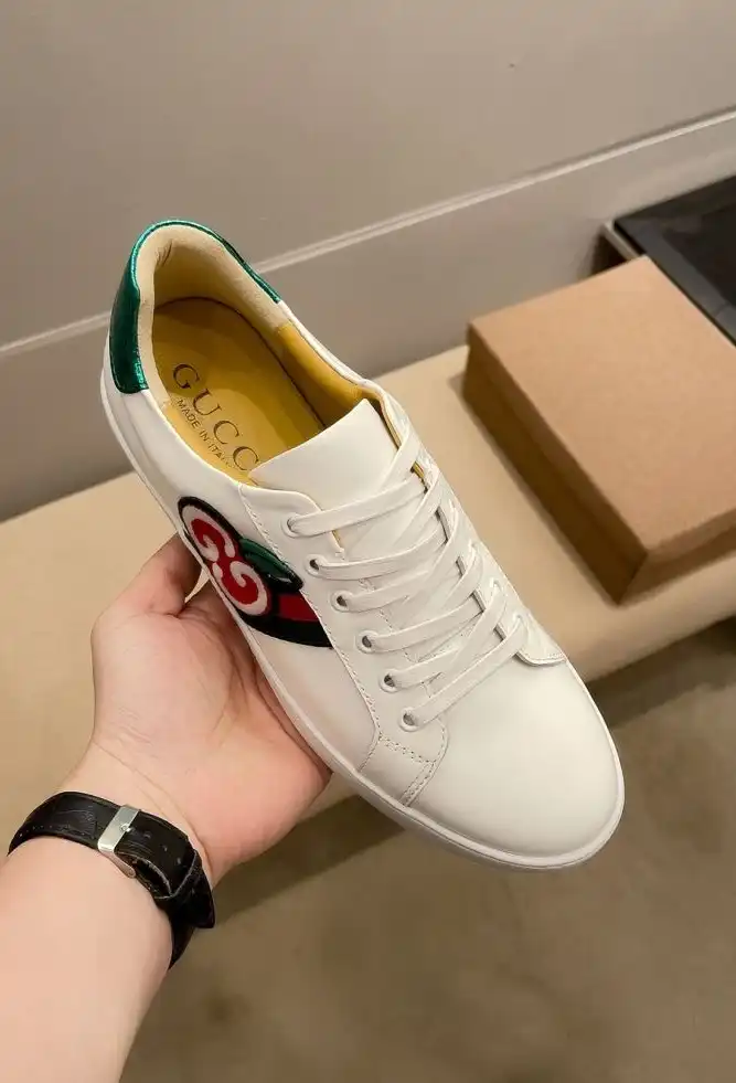 hype Gucci Sneakers