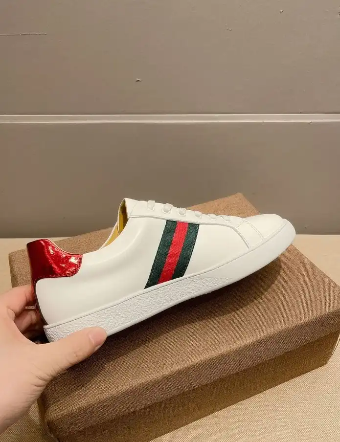 hype Gucci Sneakers