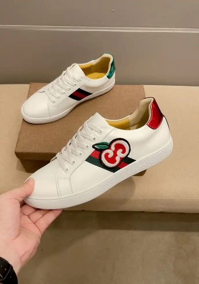 hype Gucci Sneakers