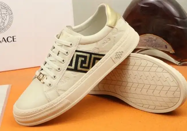 hype Givenchy Sneakers