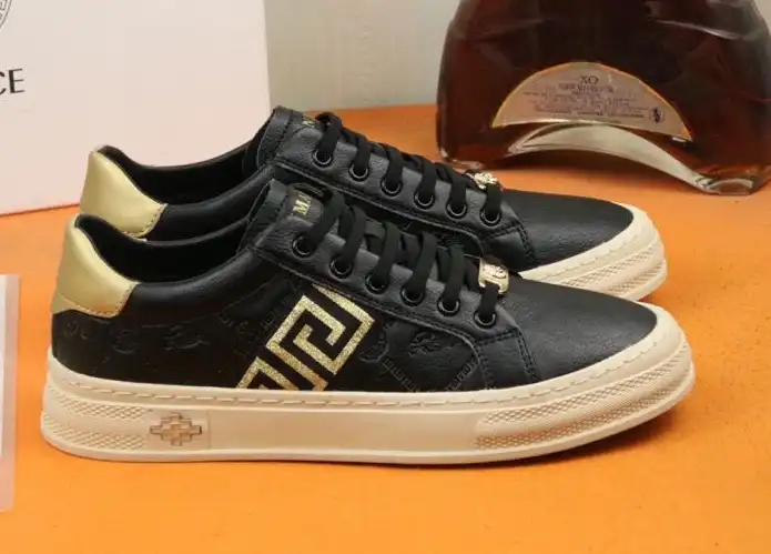 hype Givenchy Sneakers