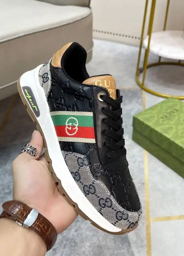 hype Gucci Sneakers