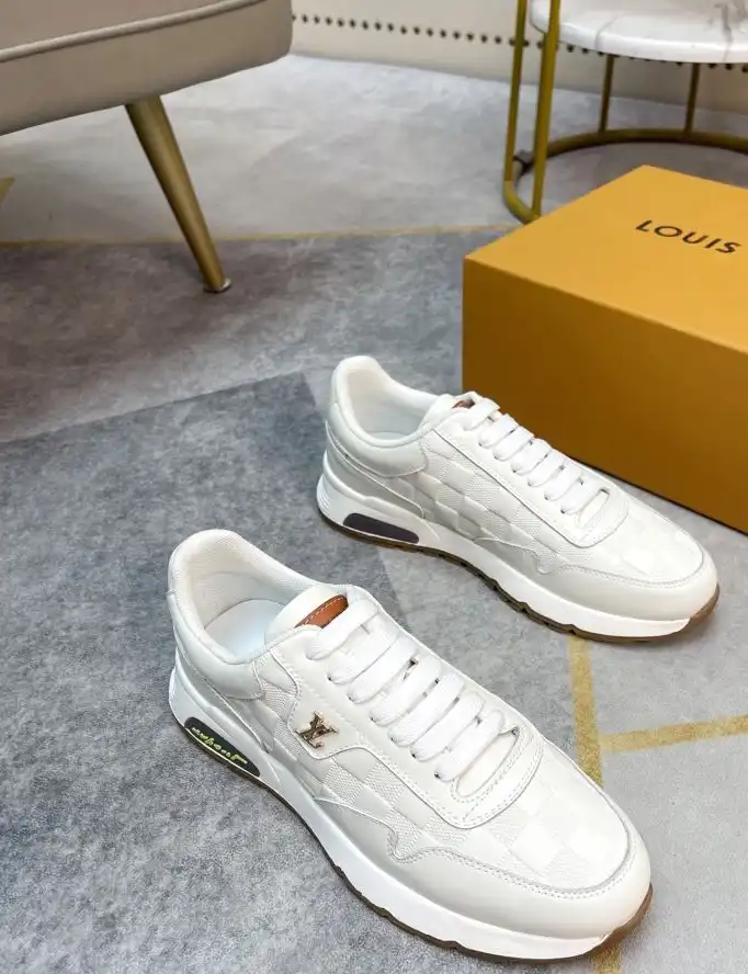 hype Louis Vuitton Sneakers