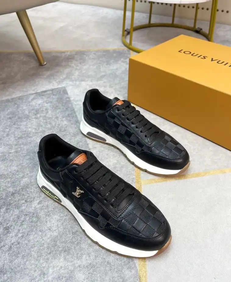 hype Louis Vuitton Sneakers