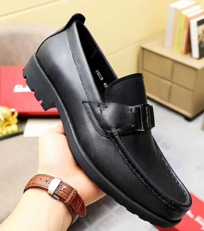 hype Ferragamo Leather Shoes