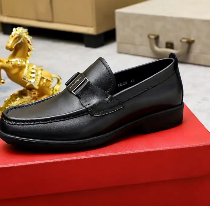 hype Ferragamo Leather Shoes