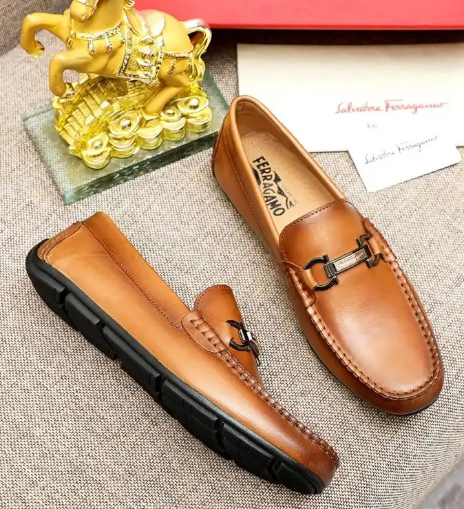 hype Ferragamo Leather Shoes